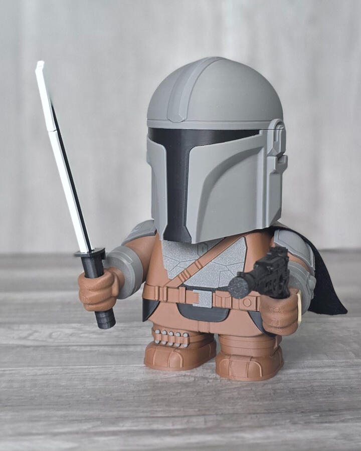 $25 - 7.5" Mandalorian
