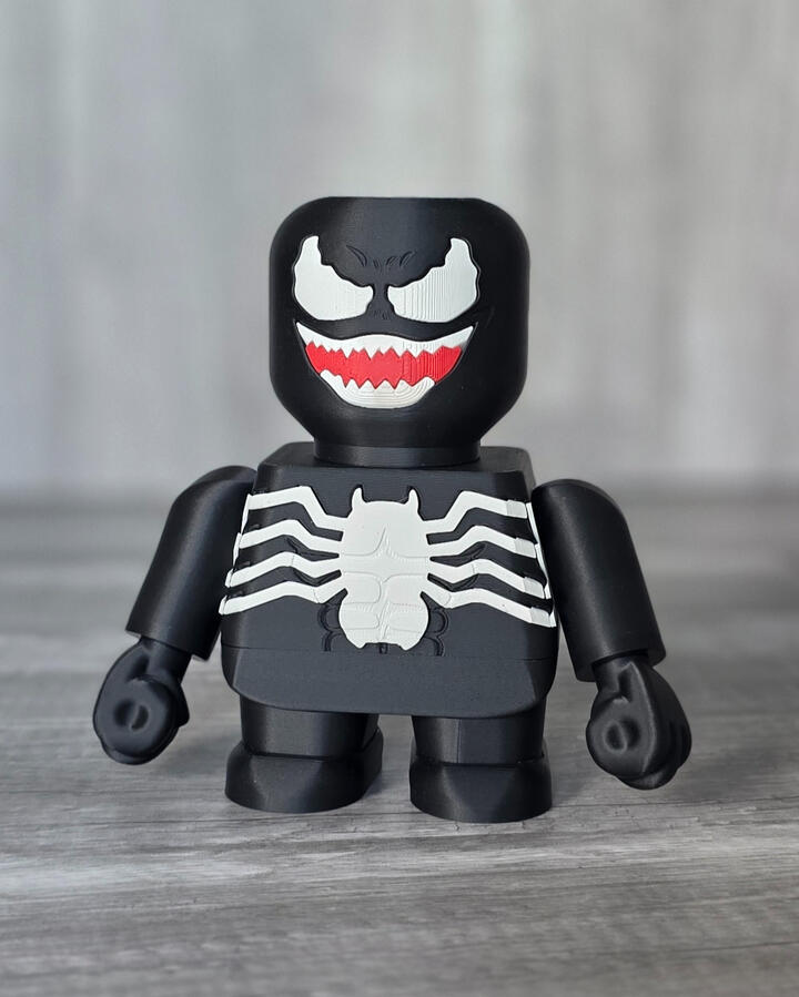 $20 - 8" Venom