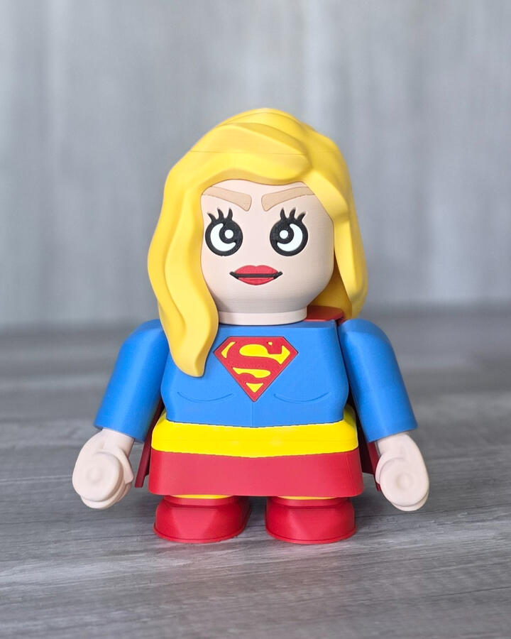 $25 - 8" Super Girl