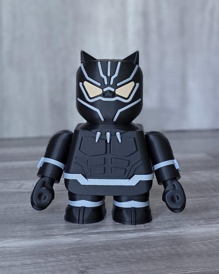 $20 - 8" Black Panther